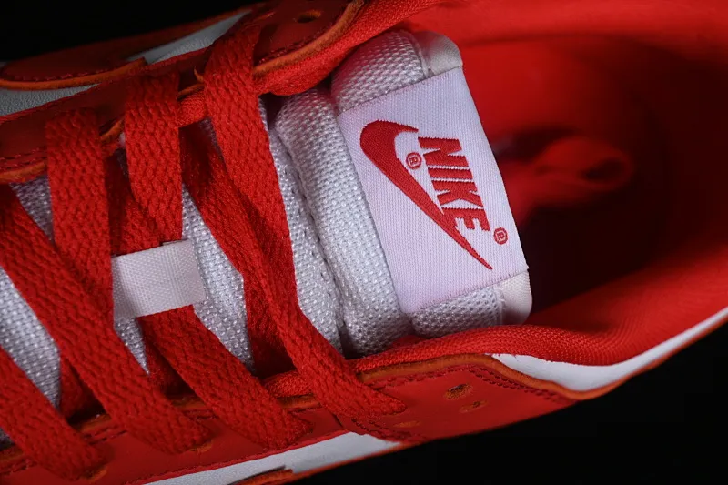 All Categories Nk SB Dunk Series Nk SB Dunk Low Low-top Sneakers Nk Dunk Low SB "University Red" White and Red Dunk Series First Layer Low-top Casual Sports Skateboard Shoes CU1727-100
